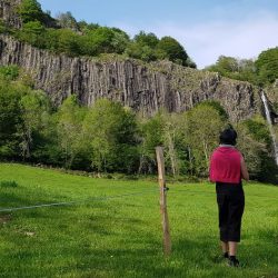 cascade faillitoux au printemps dans le Cantal